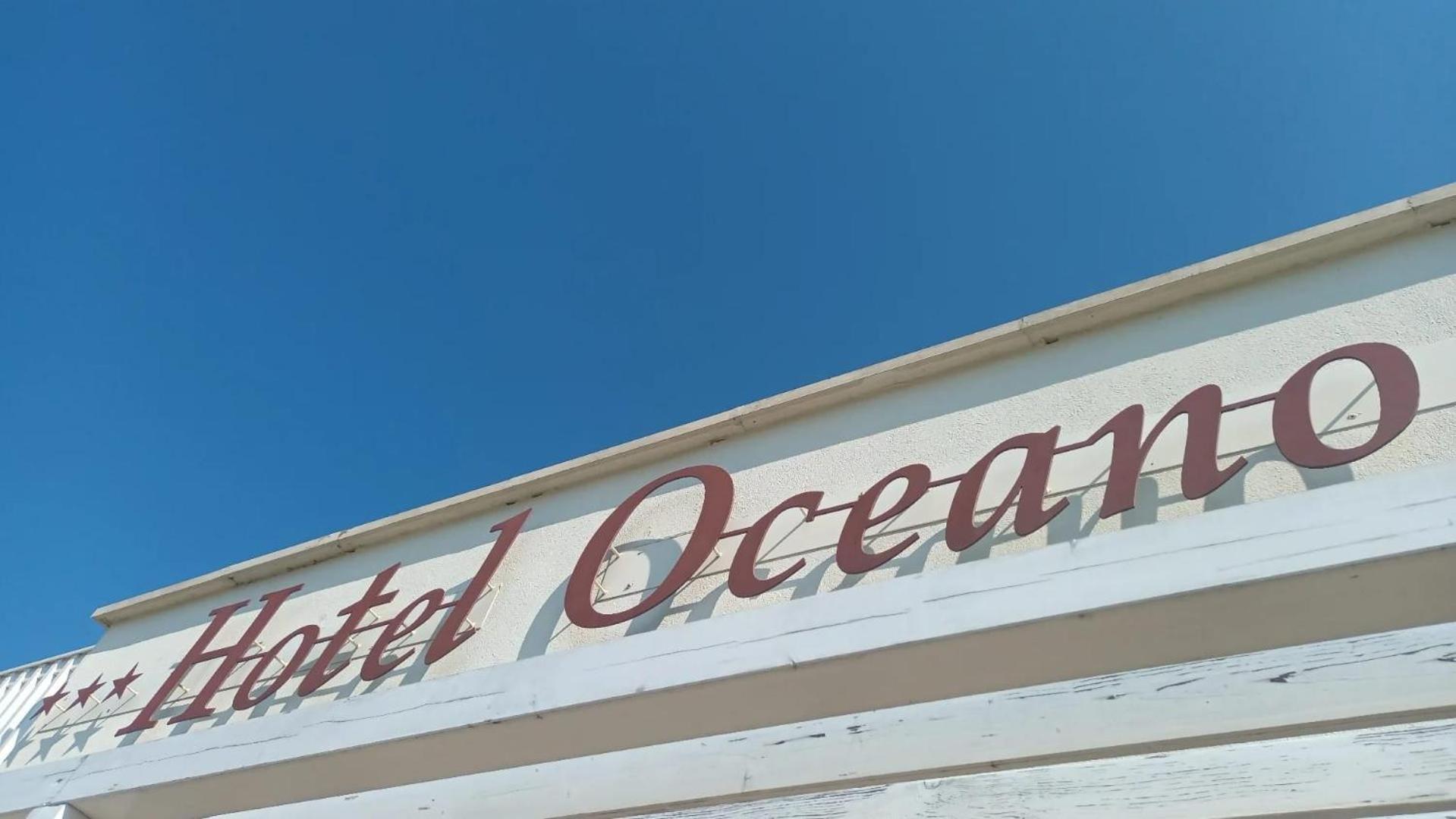 Hotel Oceano 마리아나디피에트라산타 외부 사진